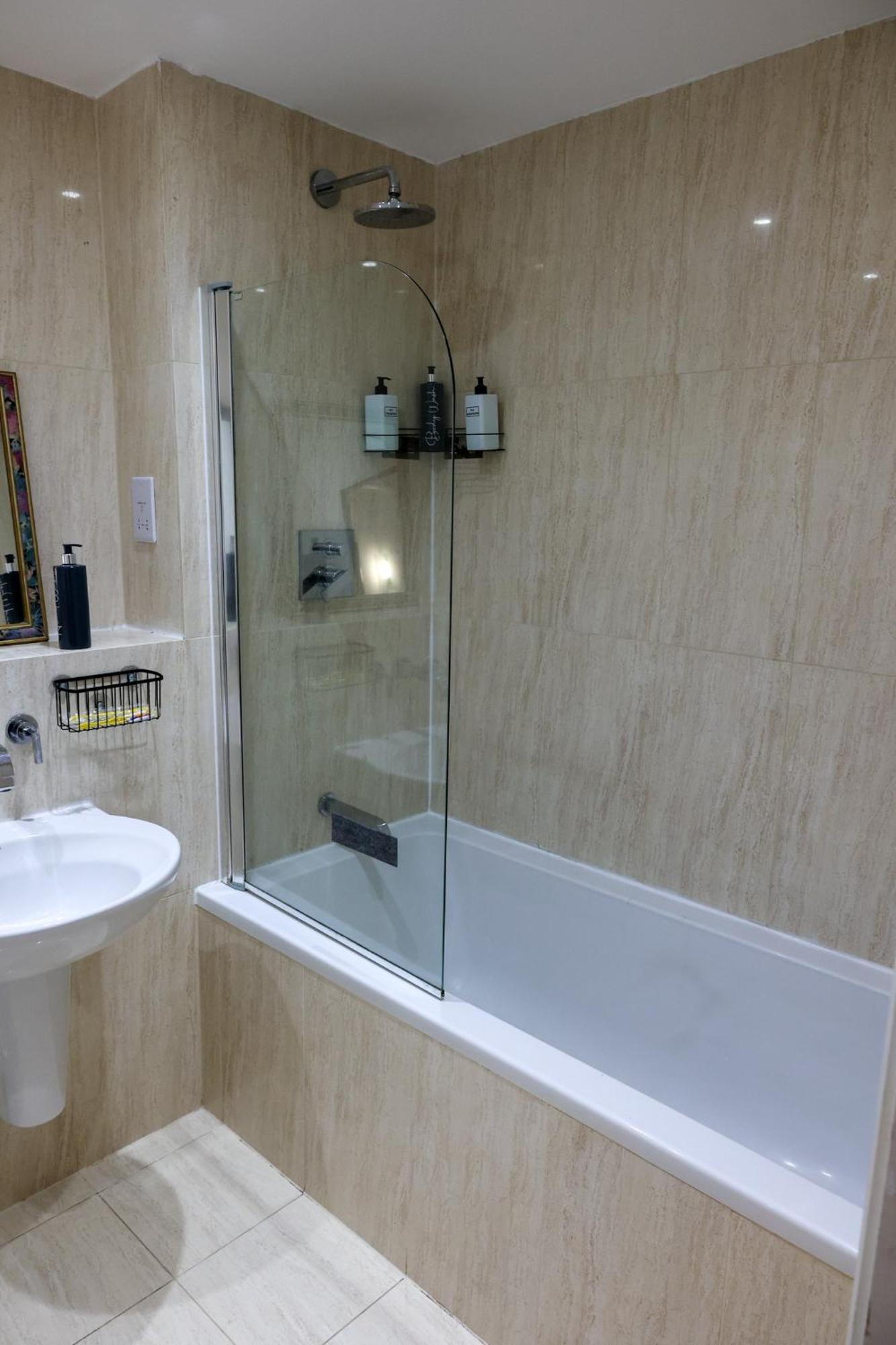 Centrally Located 1Br Apt Near Edg Cricket, University Of Bham, Priory Hospital & Cannon Hill Park Бирмингам Екстериор снимка